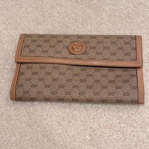 Vintage Gucci Wallet